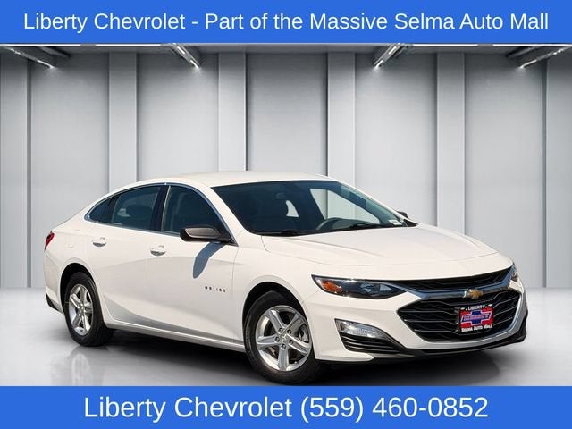 2022 Chevrolet Malibu FL in Summit White — front three-quarter view