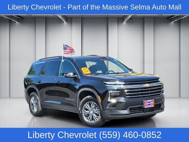 2024 Chevrolet Traverse LT in Mosaic Black Metallic — front three-quarter view