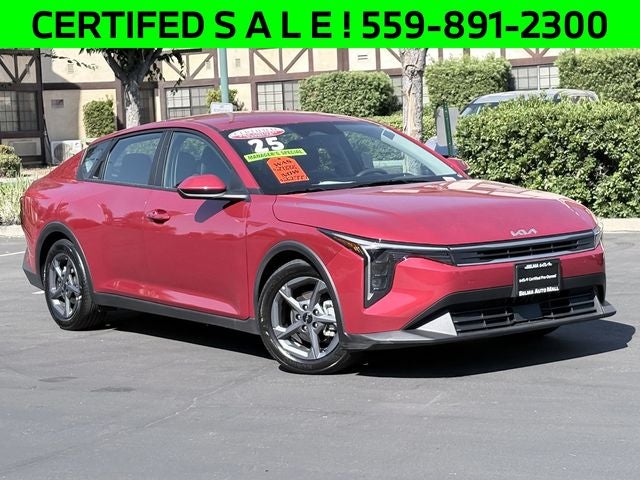 2025 Kia K4 — side profile view