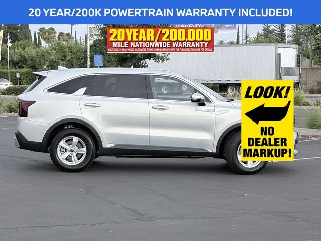 2026 Kia Sorento — rear three-quarter view