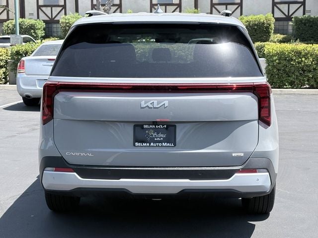 2026 Kia Carnival Hybrid — detail view