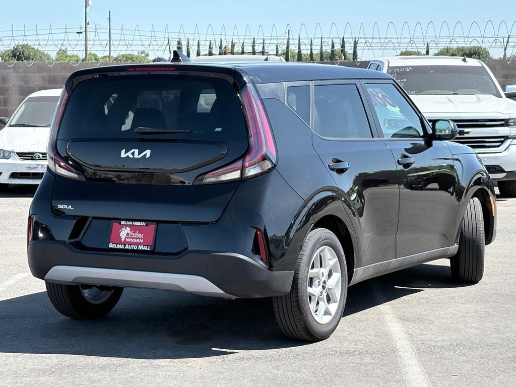 2025 Kia Soul — detail view